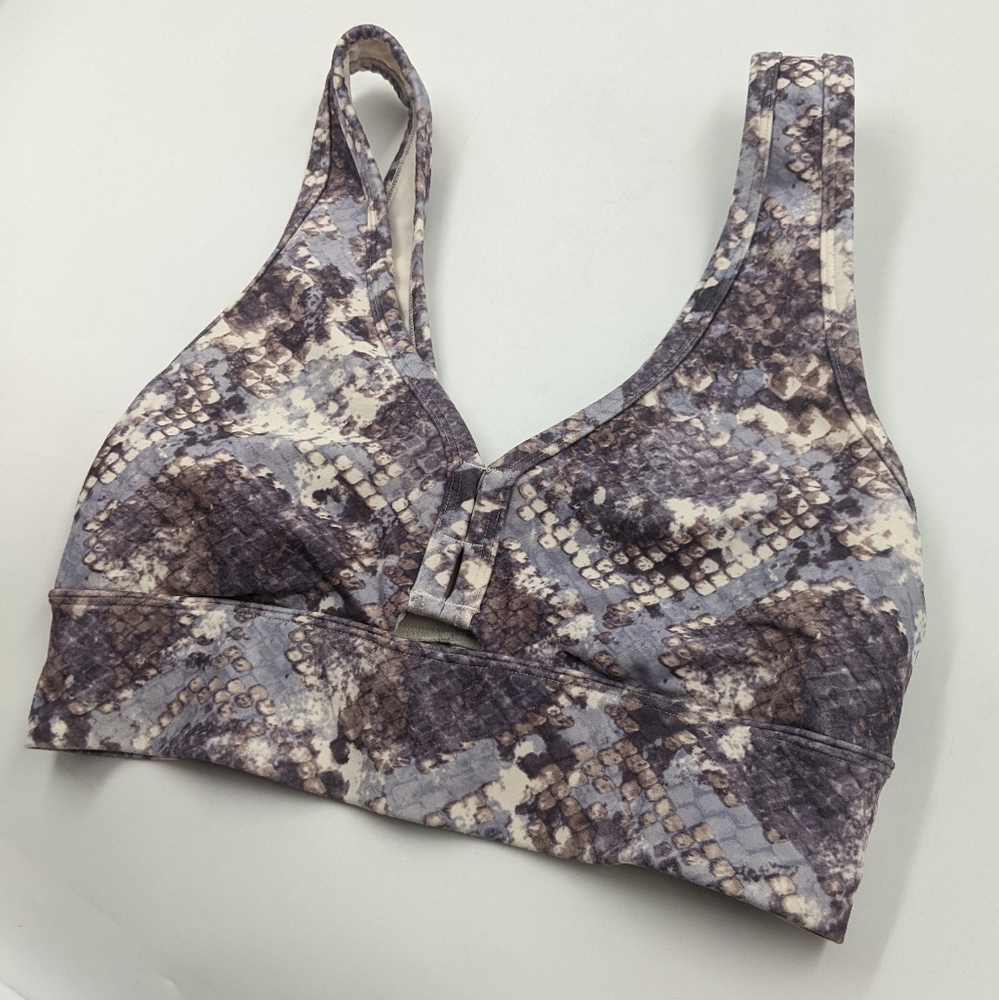 Jessica Simpson Python Print Keyhole High Impact … - image 2